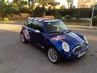 Mini azul rotulado con vinilo